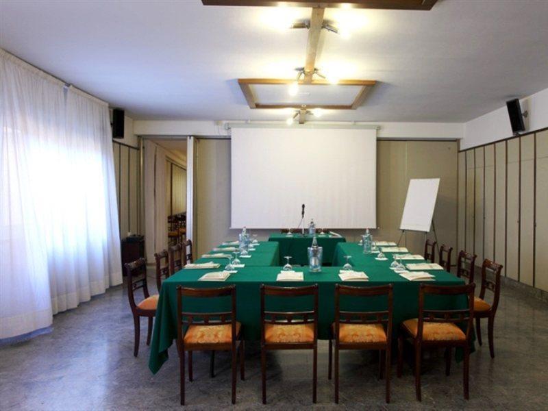 Hotel Ariston Pisa Exterior photo