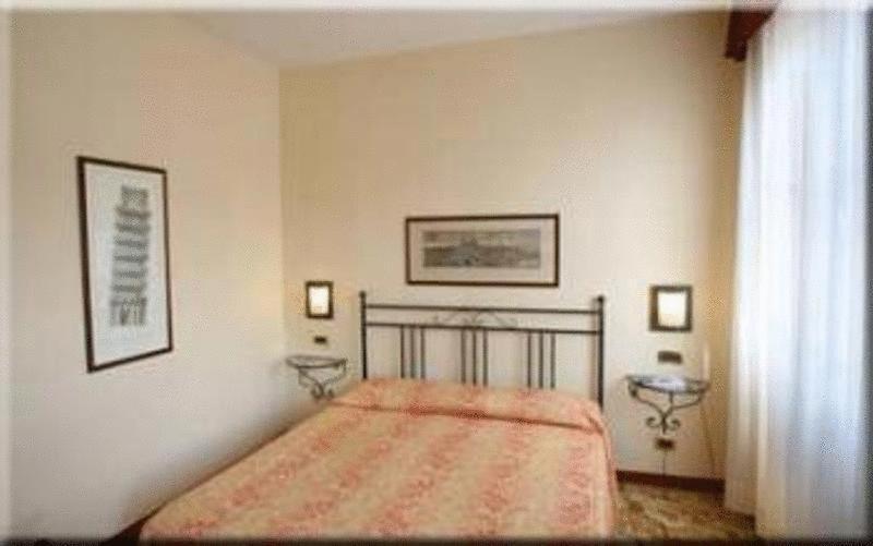 Hotel Ariston Pisa Room photo